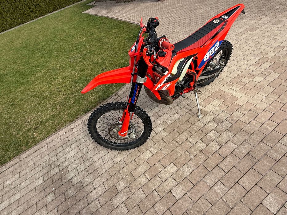 Beta RR300 2T zamiana na szosowo- turystyczny