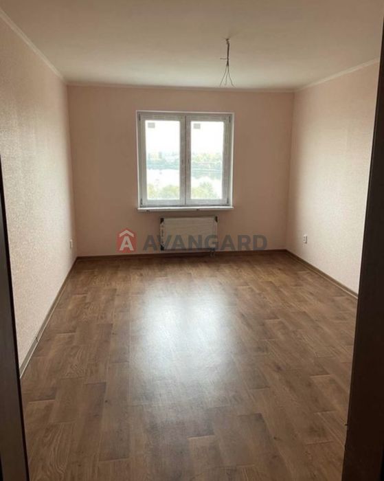 ЖК Вудсторія, біля метро та парку 2-х кім квартира з ремонтом