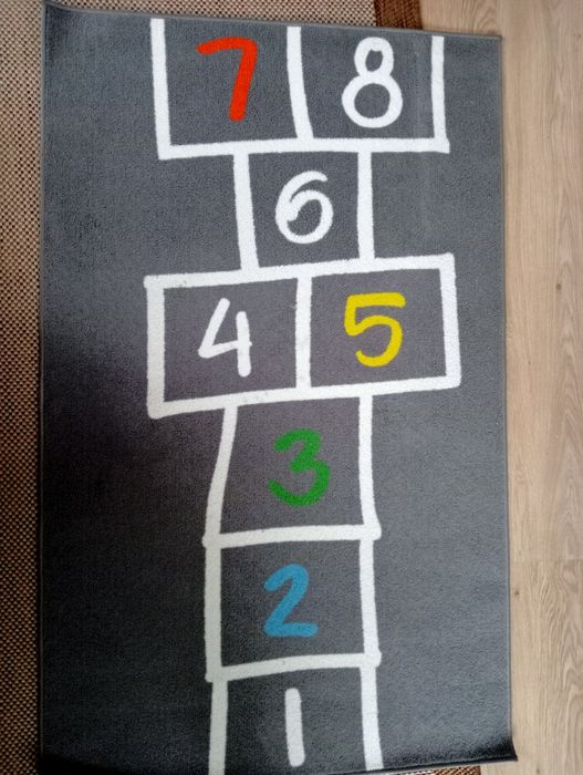 Dywan IKEA Hemmahos 100/160 szary dziecięcy klasy