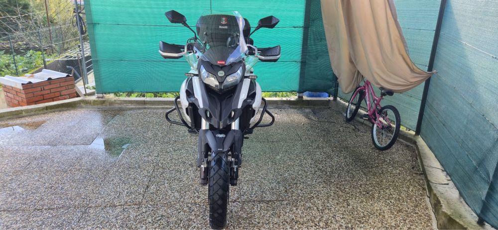 Vendo Moto Benelli trk 502x