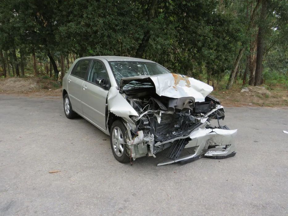 Toyota Corolla 1.4  90Cv de 2007 -Peças Usadas  (9410)