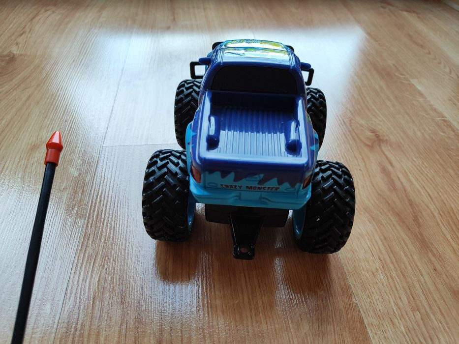 Samochód zdalnie sterowany crazy monster truck Dickie Toys