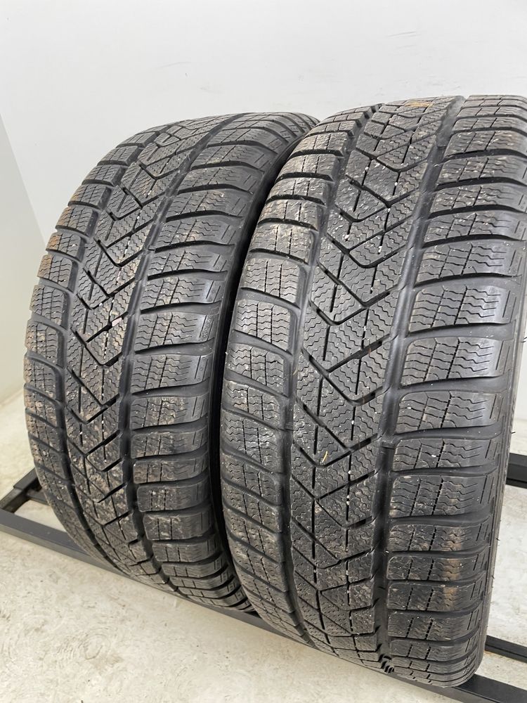 215/40R18 89V Pirelli Sottozero 3