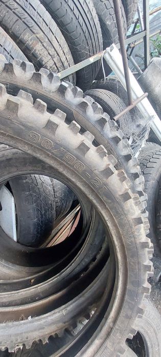 Покришкі на мотоцик