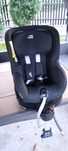 Bezwypadkowy fotelik samochodowy Britax Romer Dualfix M i-Size obrotow