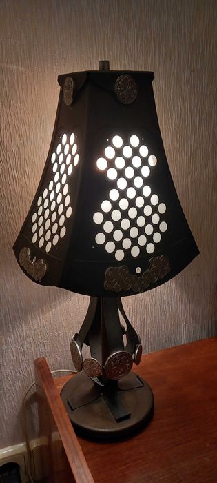 Настільна лампа з радянських часів