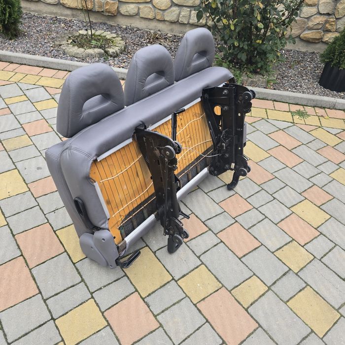 Сидіння диван шкіра для авто. 1.2м ширина.