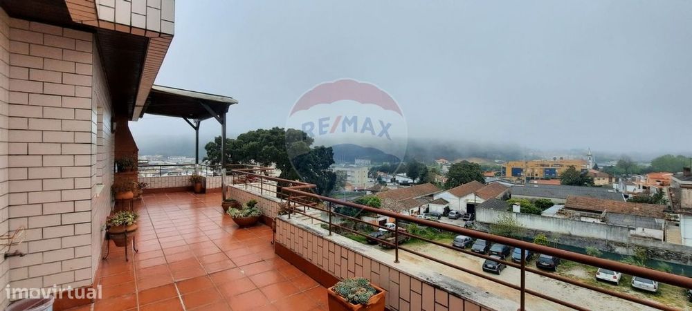 Apartamento T4 para venda