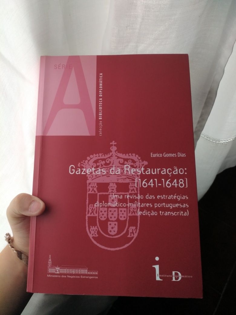 Livro "Gazetas da Restauração"