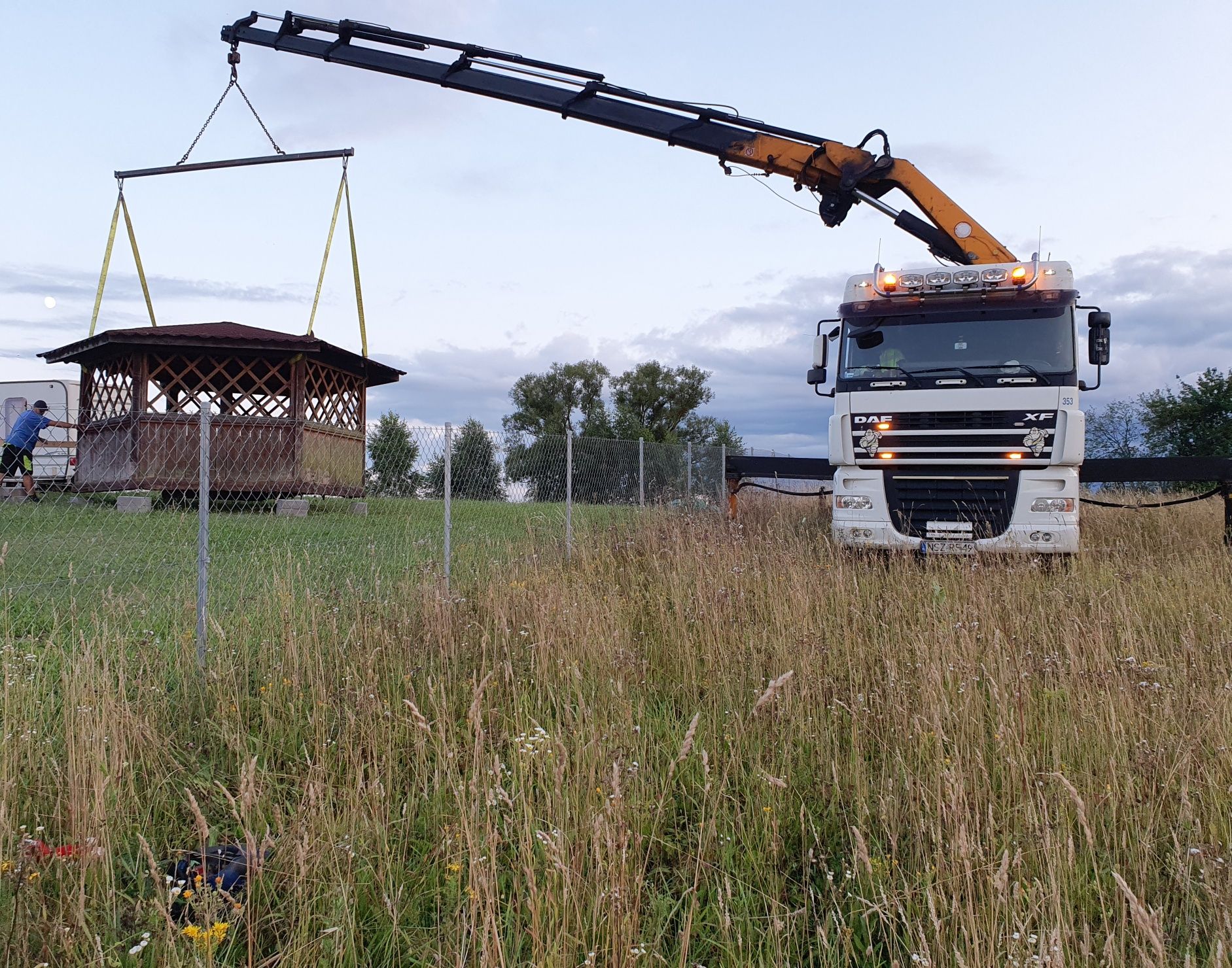 Przewóz Transport HDS Dźwig Dźwigi Domku  holenderski Kontener