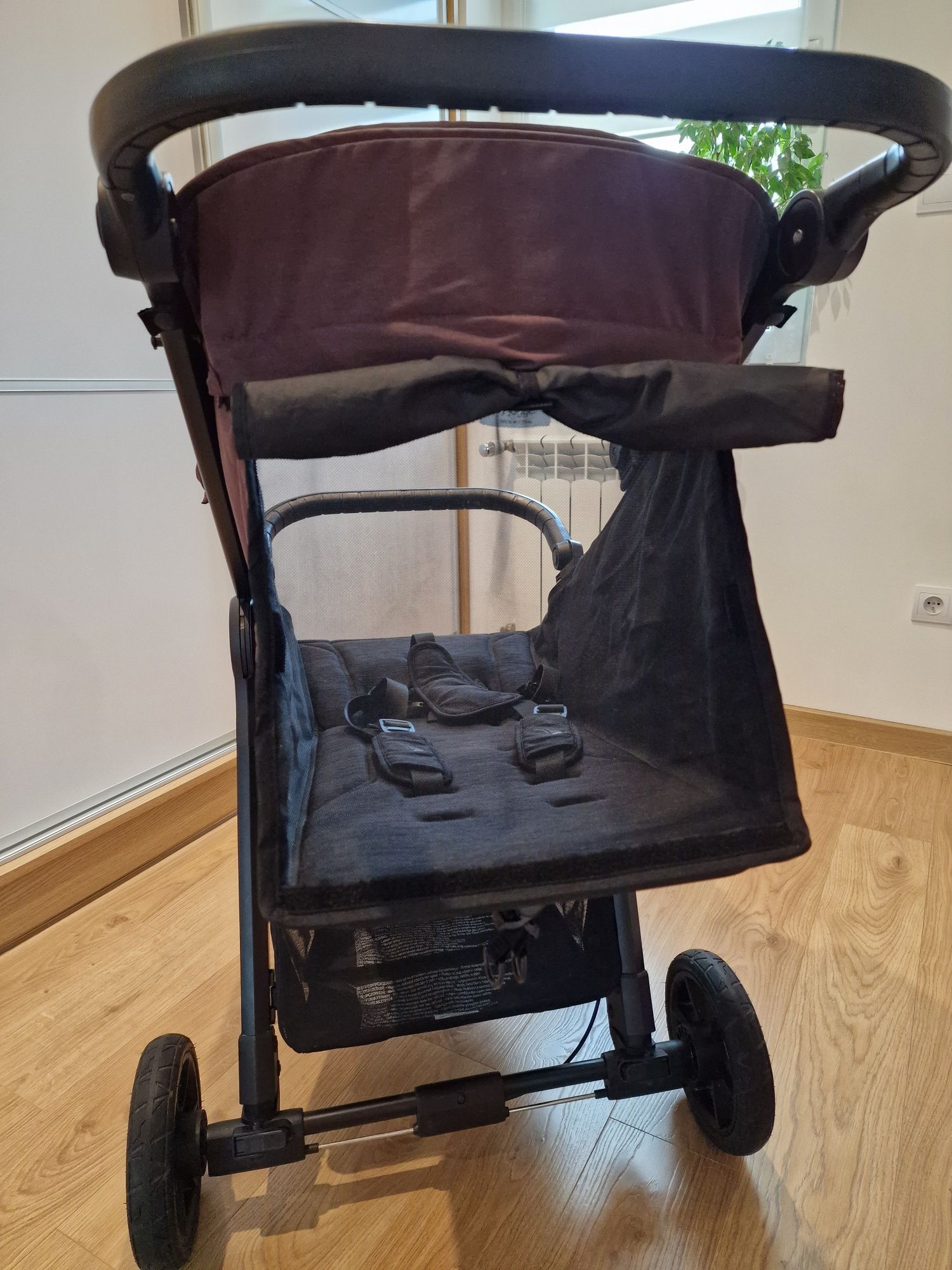 Wózek spacerowy Baby Jogger City Mini GT2