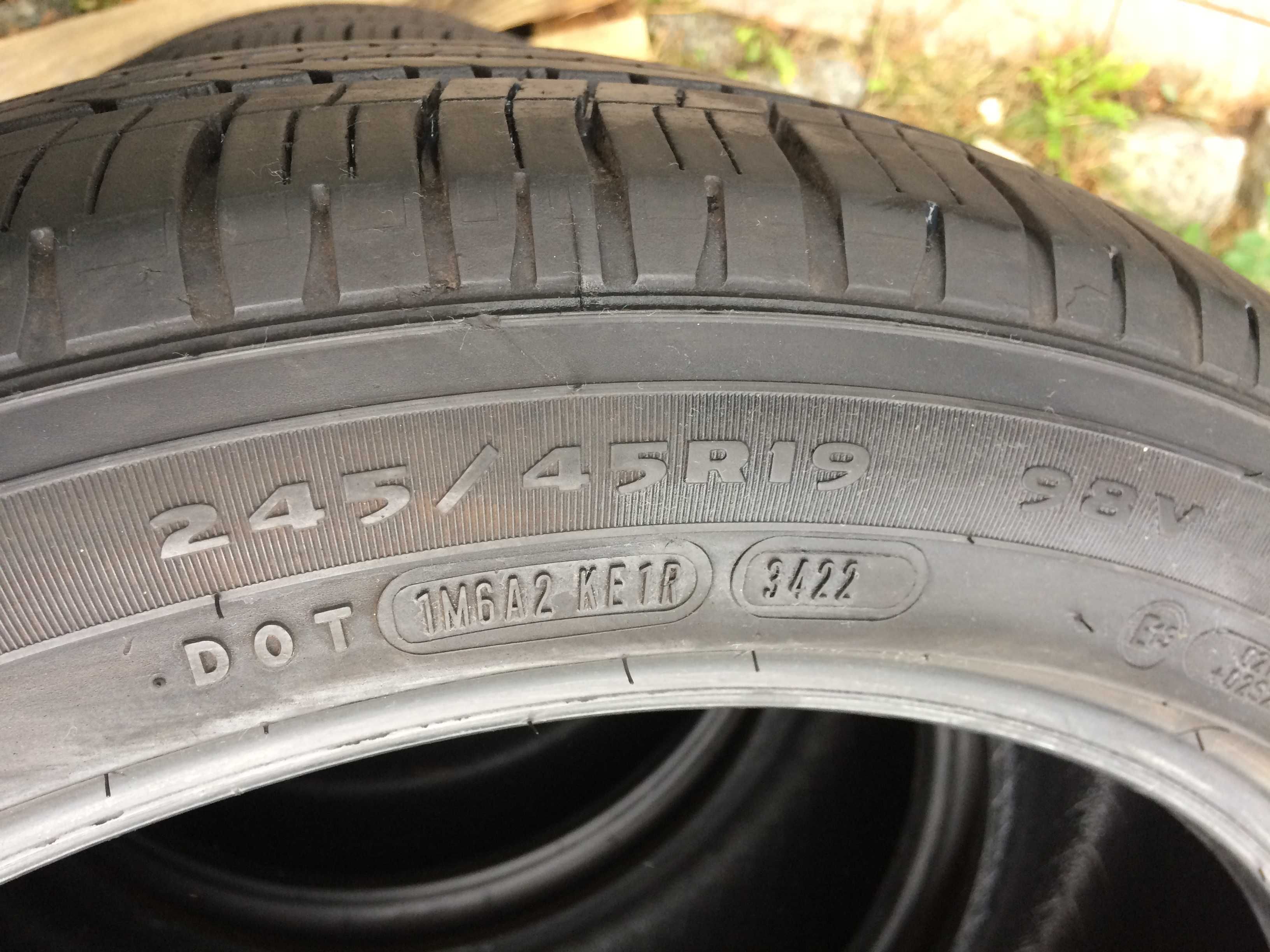 4x  245/45R19 98V Goodyear Eagle Touring