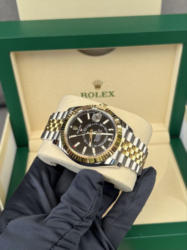 Rolex Sky-dweller Two-tone 42mm Slaon Kruk 09.2023 ( Nienoszony)