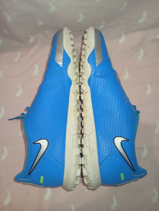 Сороконіжки Nike Phantom Gx