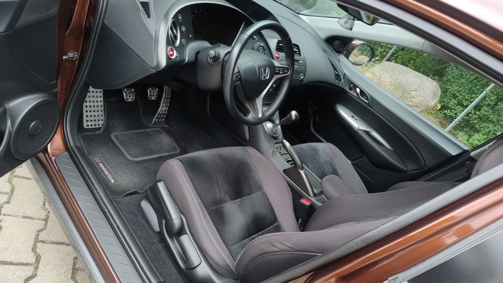 Honda Civic 1.8 i - VTEC Benzyna  2011  Polska Salon SUPER STAN !!