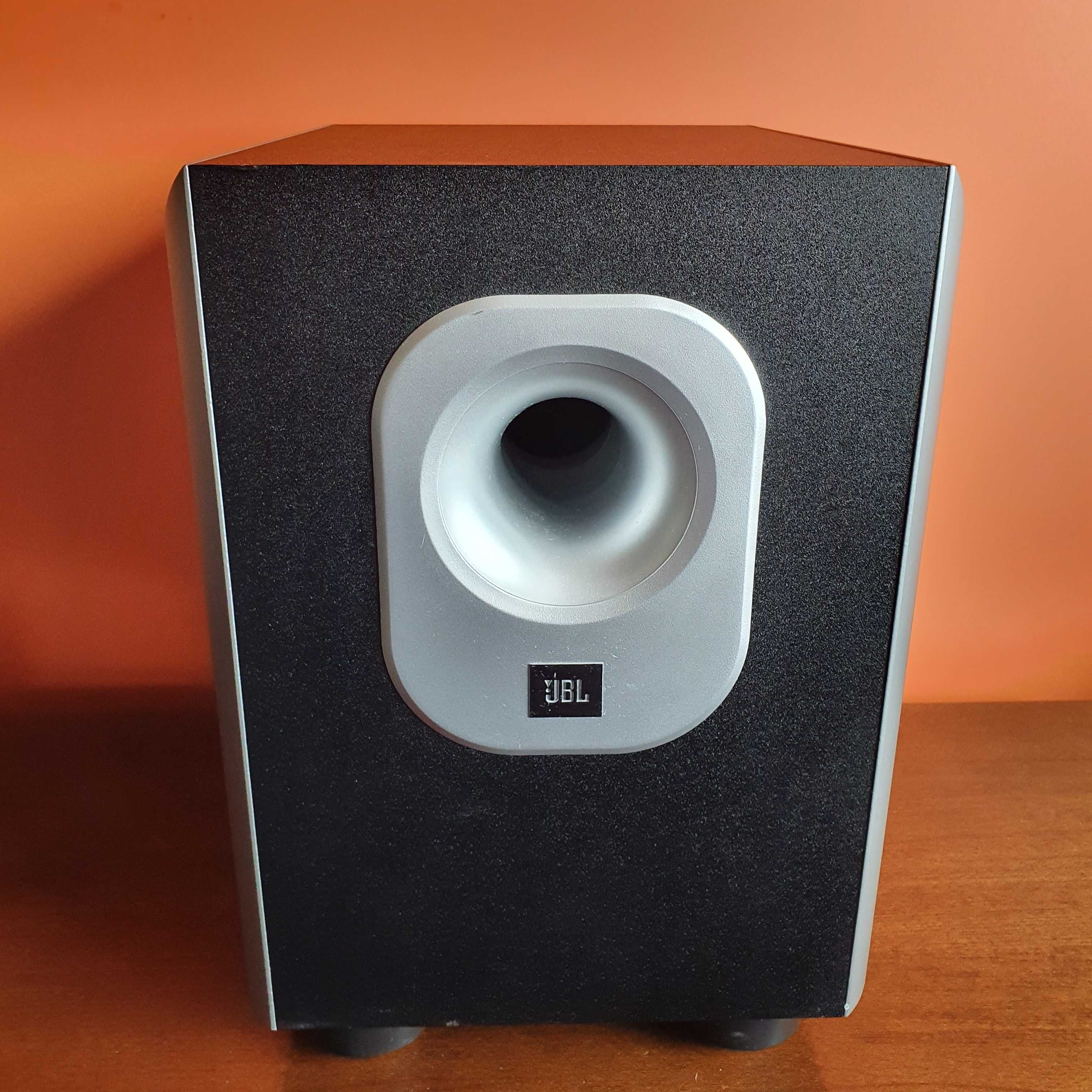 Subwoofer aktywny JBL SUB140/230