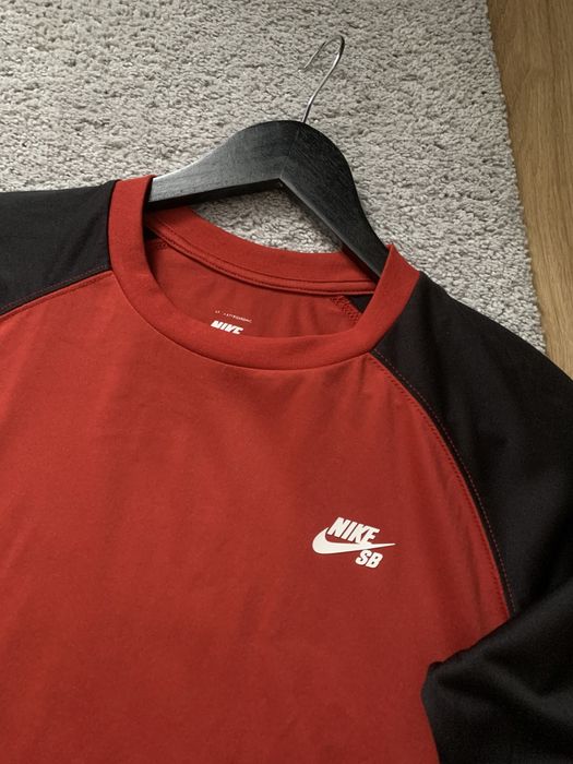 Лонгслів Nike SB чоловічий б/в