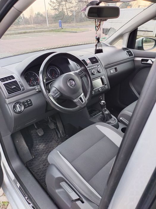 Volkswagen Touran 1.6 tdi UWAGA CZYTAJ OPIS!!!