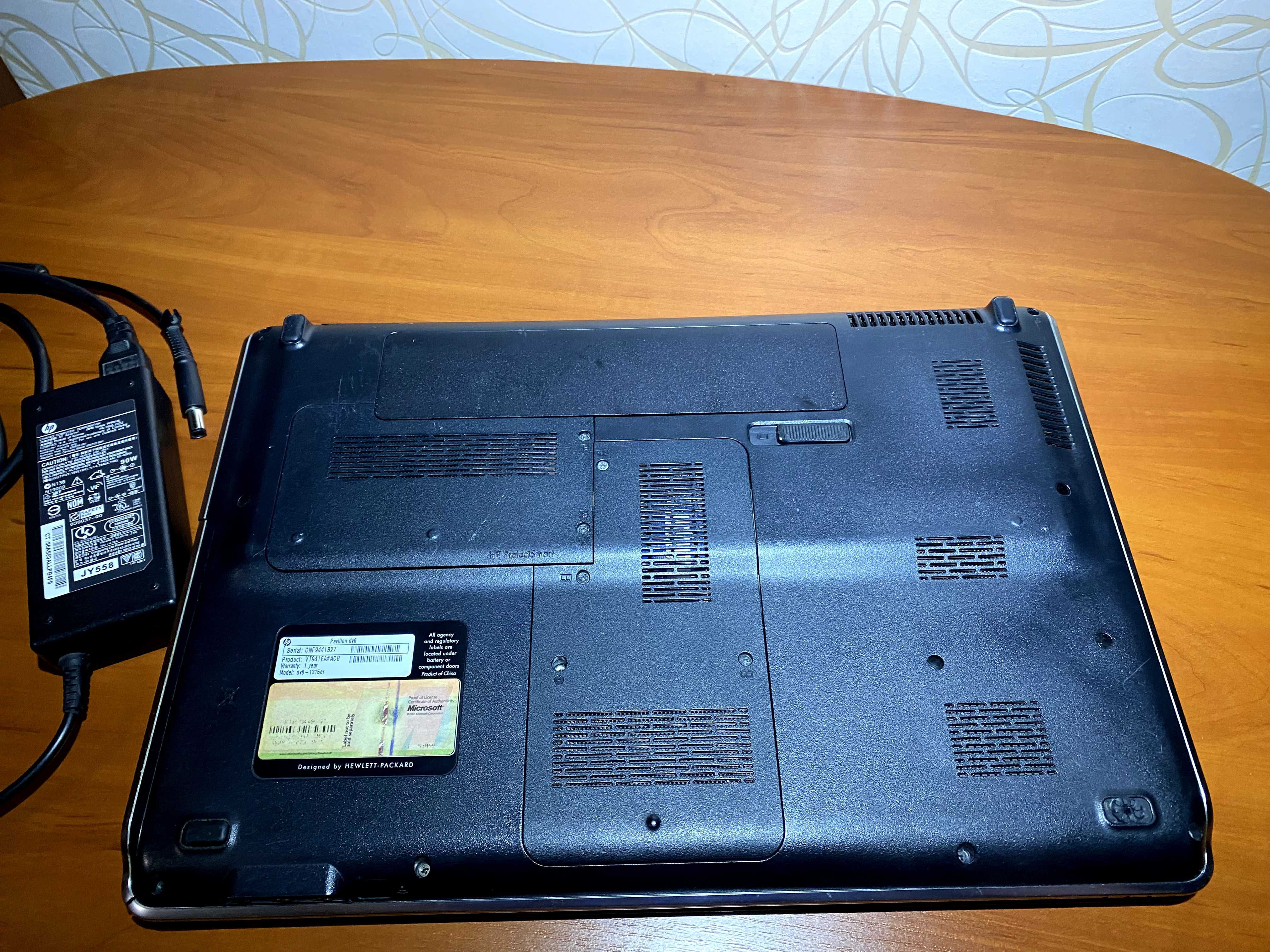 HP Pavilion dv6-1315er ( 15.6 ", 2GB DDR3, 320Gb HDD, все працює )