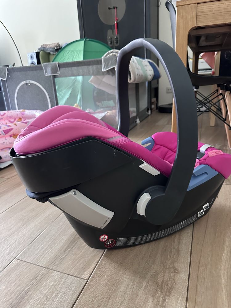 CYBEX Gold com capa para chuva