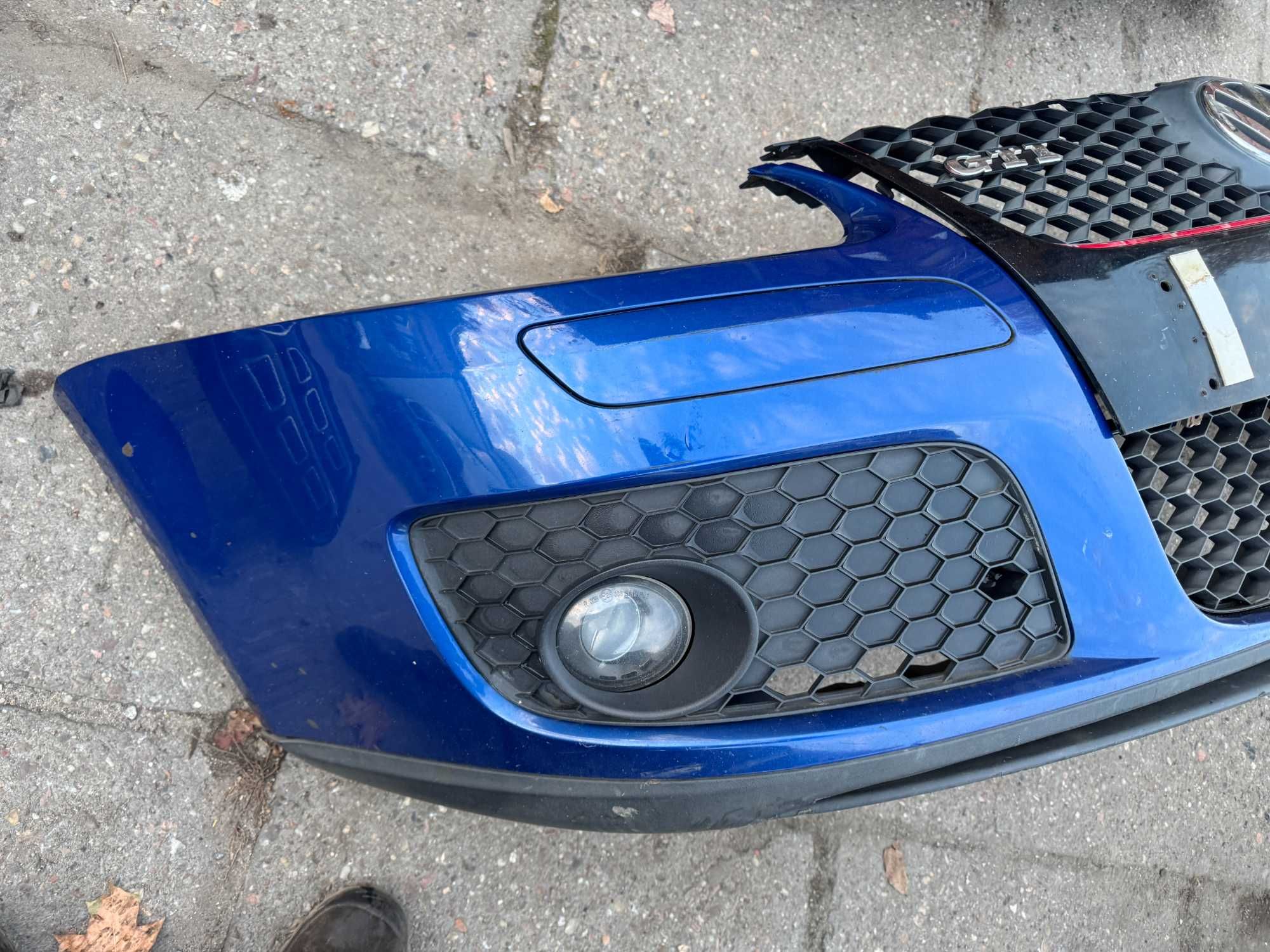 zderzak przód golf v gti kompletny
