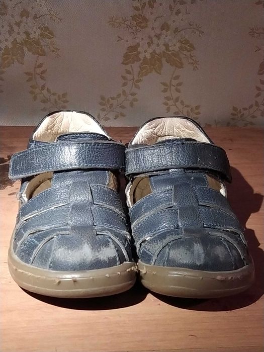 Lasocki Kids Skórzane sandały granatowe CCC rozmiar 23