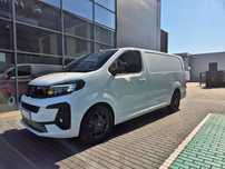 Opel Vivaro VIVARO Base Furgon 1.5 Diesel 120 KM S&S Manualna, 6-biegowa DEMO