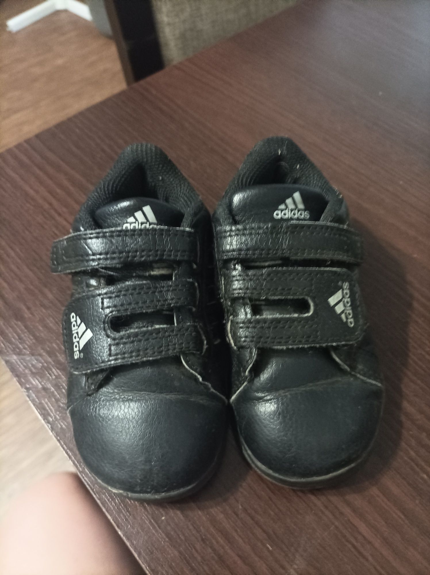 Obuwie Adidas roz 21