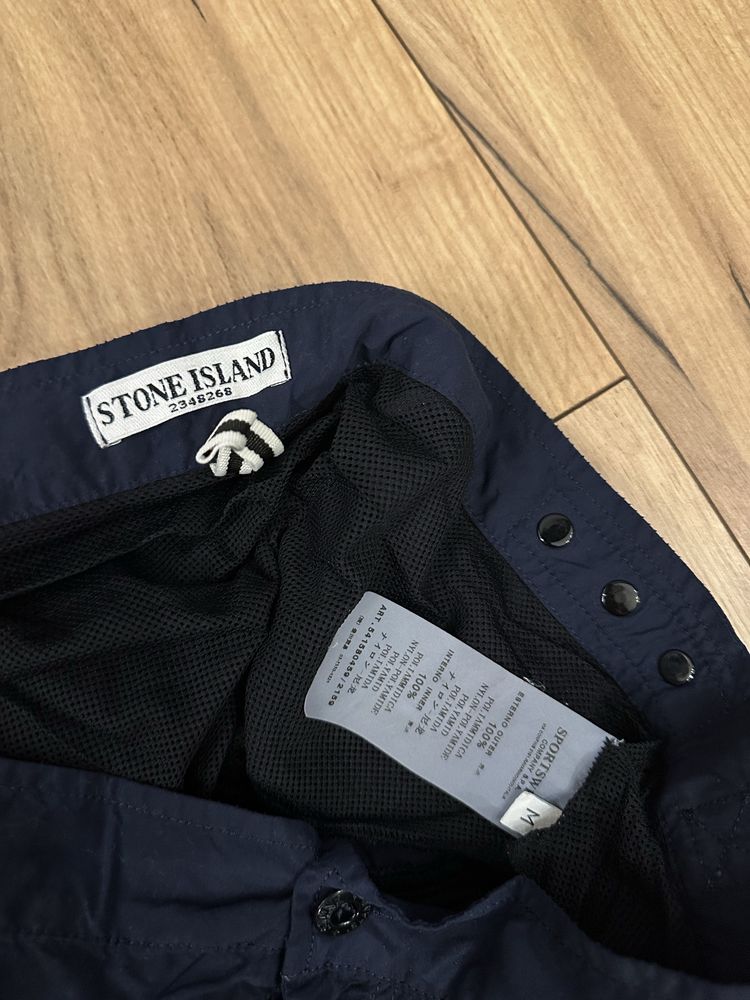 Шорти stone island