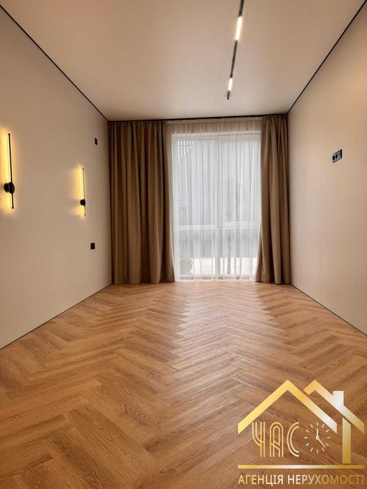 Таунхаус з новим ремонтом та газом! БЕЗ КОМІСІЇ!