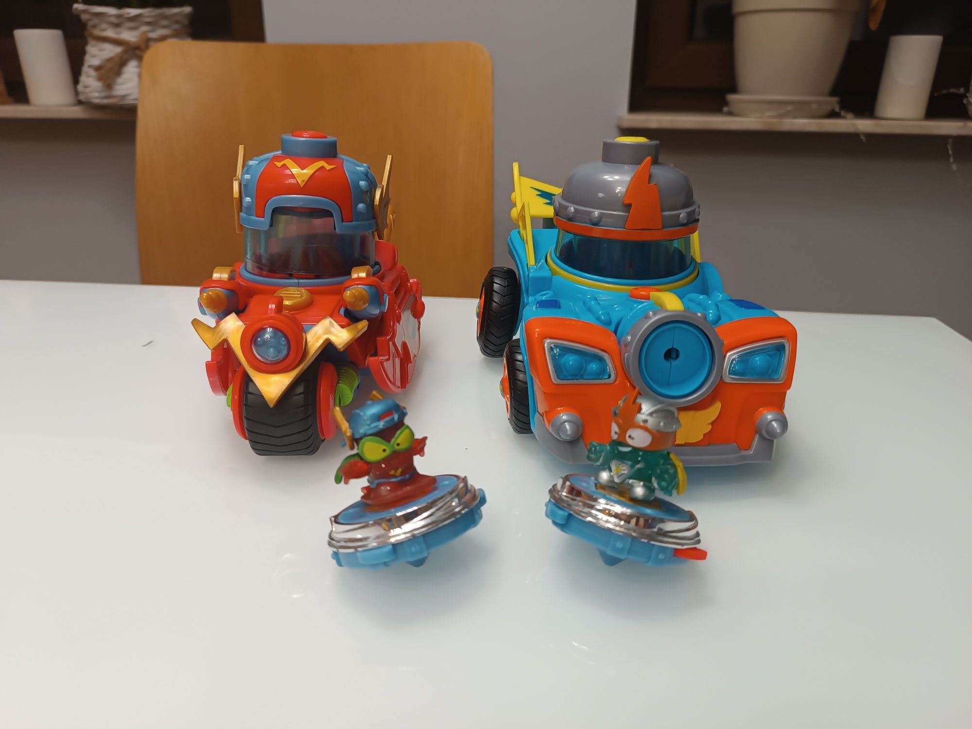 MEGA Zestaw SuperZings 100+ elementów! Figurki, Bazy, Pojazdy, Roboty