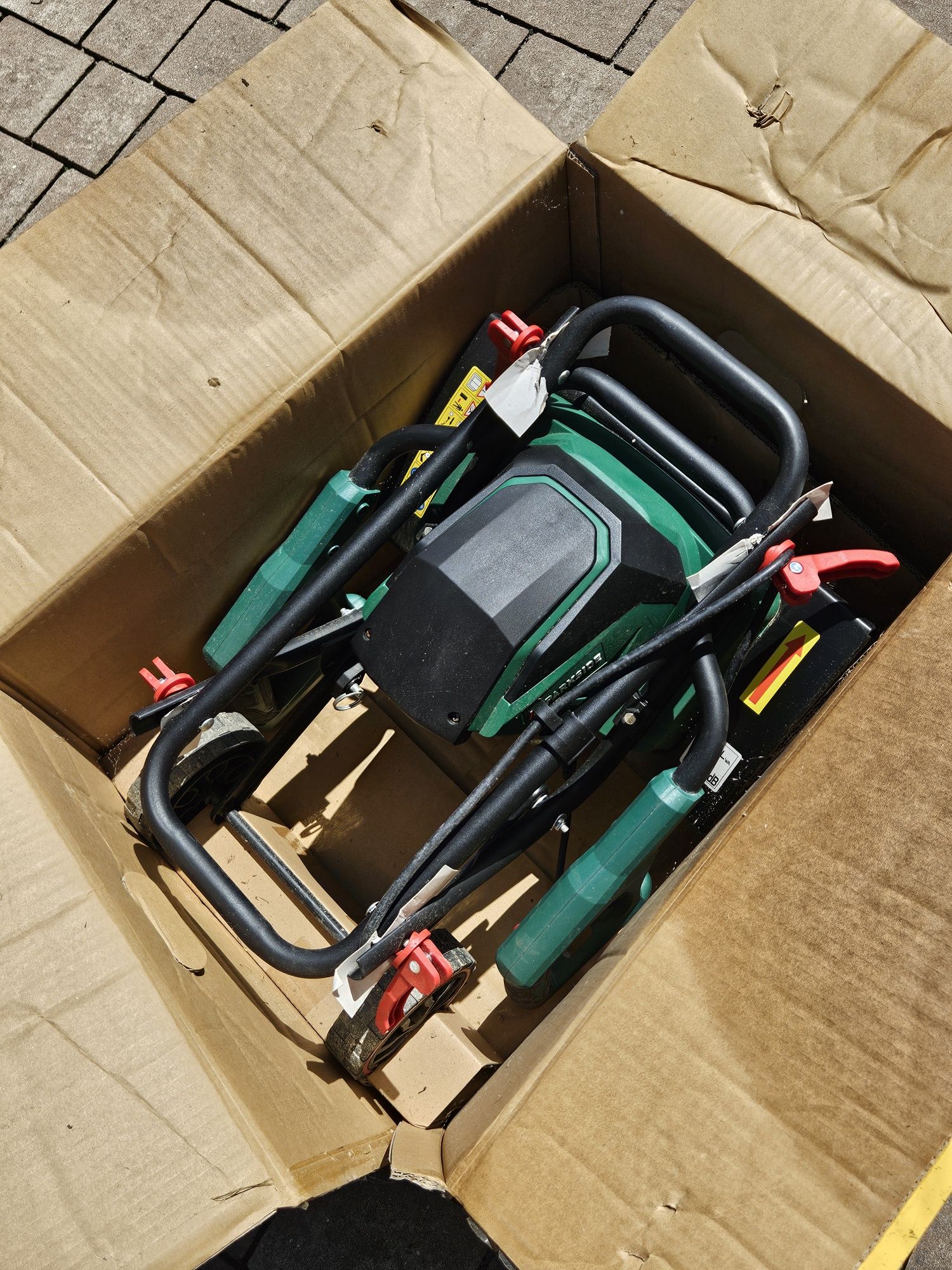 Glebogryzarka PARKSIDE PGK 1400 A1