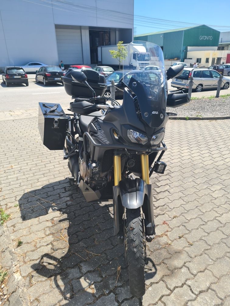 Africa twin full extras