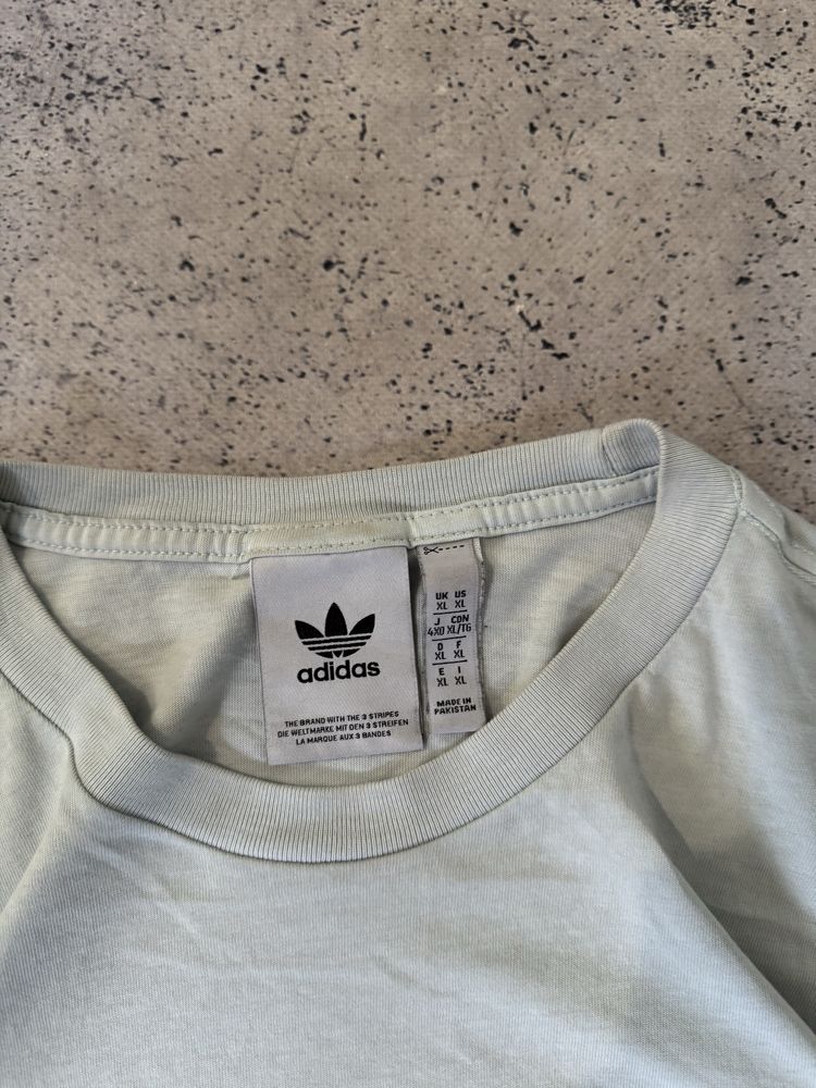футболеа adidas x stussy базова