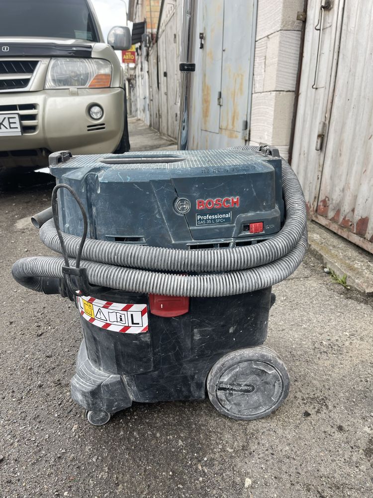 пилосос Bosch GAS 35