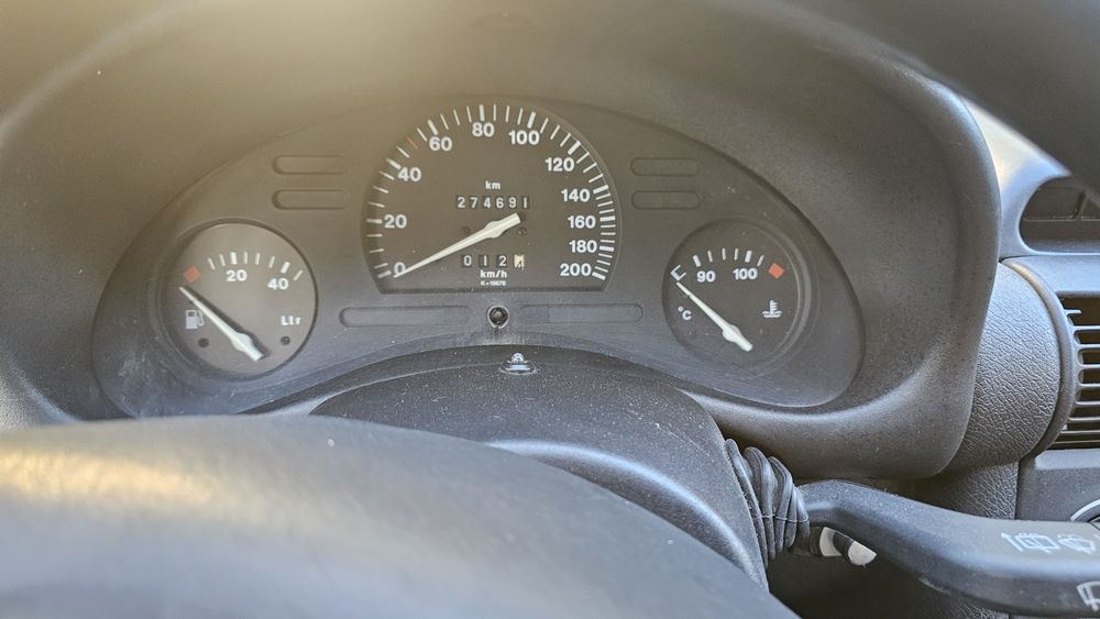 Opel Corsa B 1.7 Diesel comercial bom estado geral 1998 com 275000