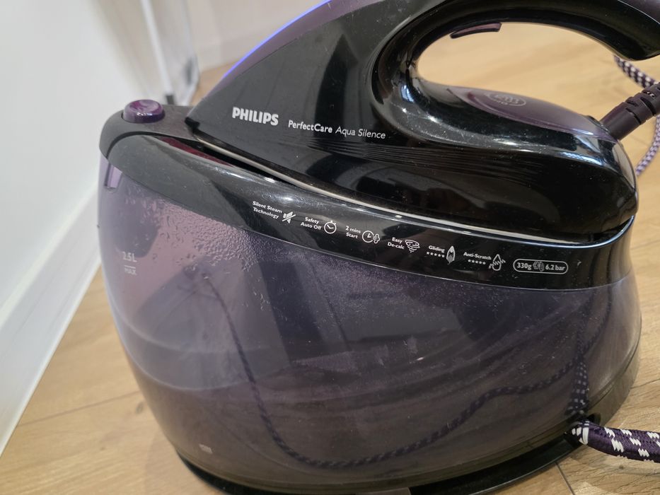 Generator pary żelazko parowe Philips PerfectCare Aqua Silence