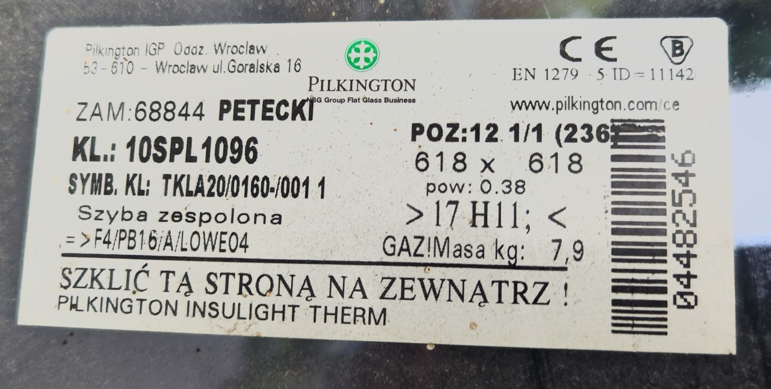 Okno nowe 82 cm x 82 cm Rehau  podwójna szyba