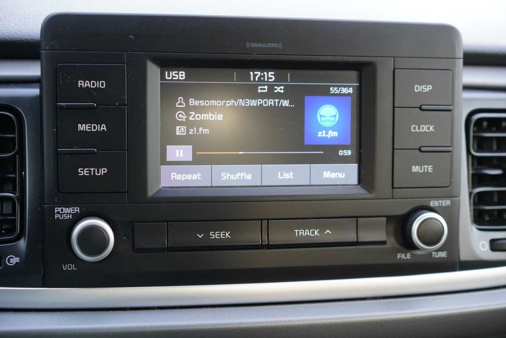 KIA RIO 2017 рік