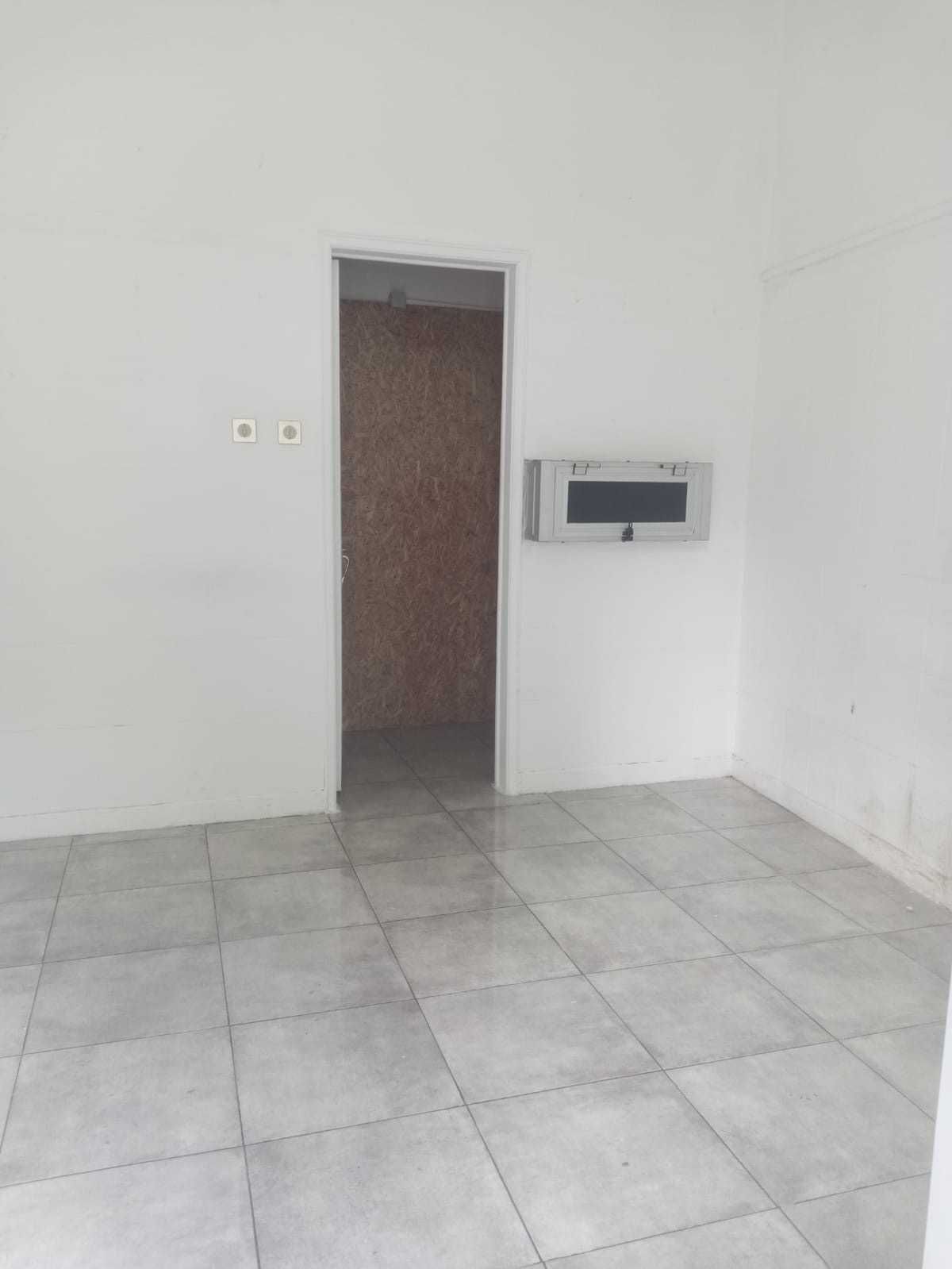 Loja para arrendamento | Alto dos Moinhos