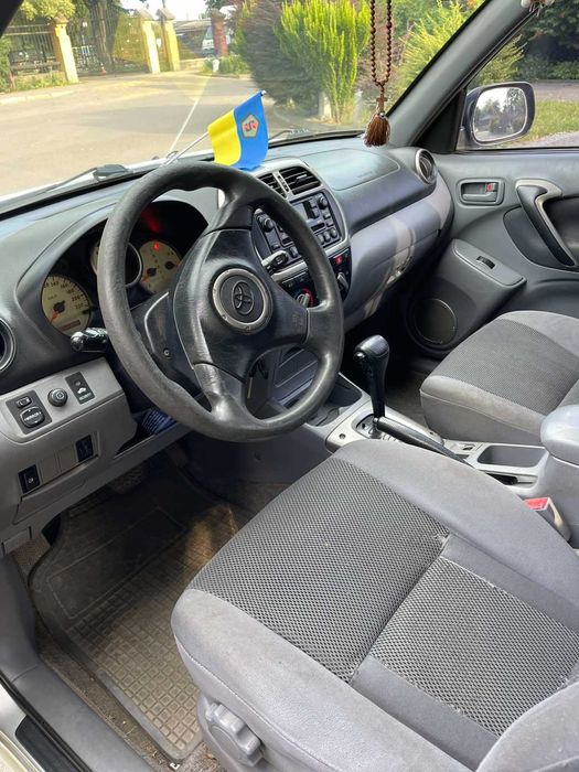 Тойота Рав 4 2.0