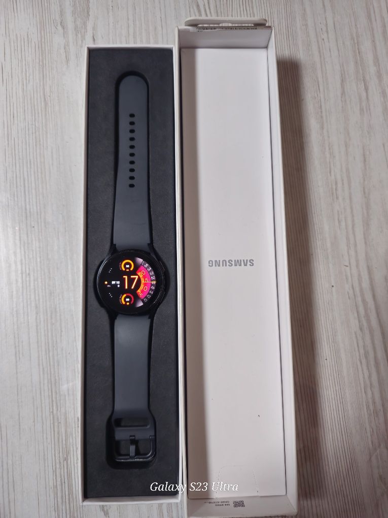 Samsung watch 5 40mm