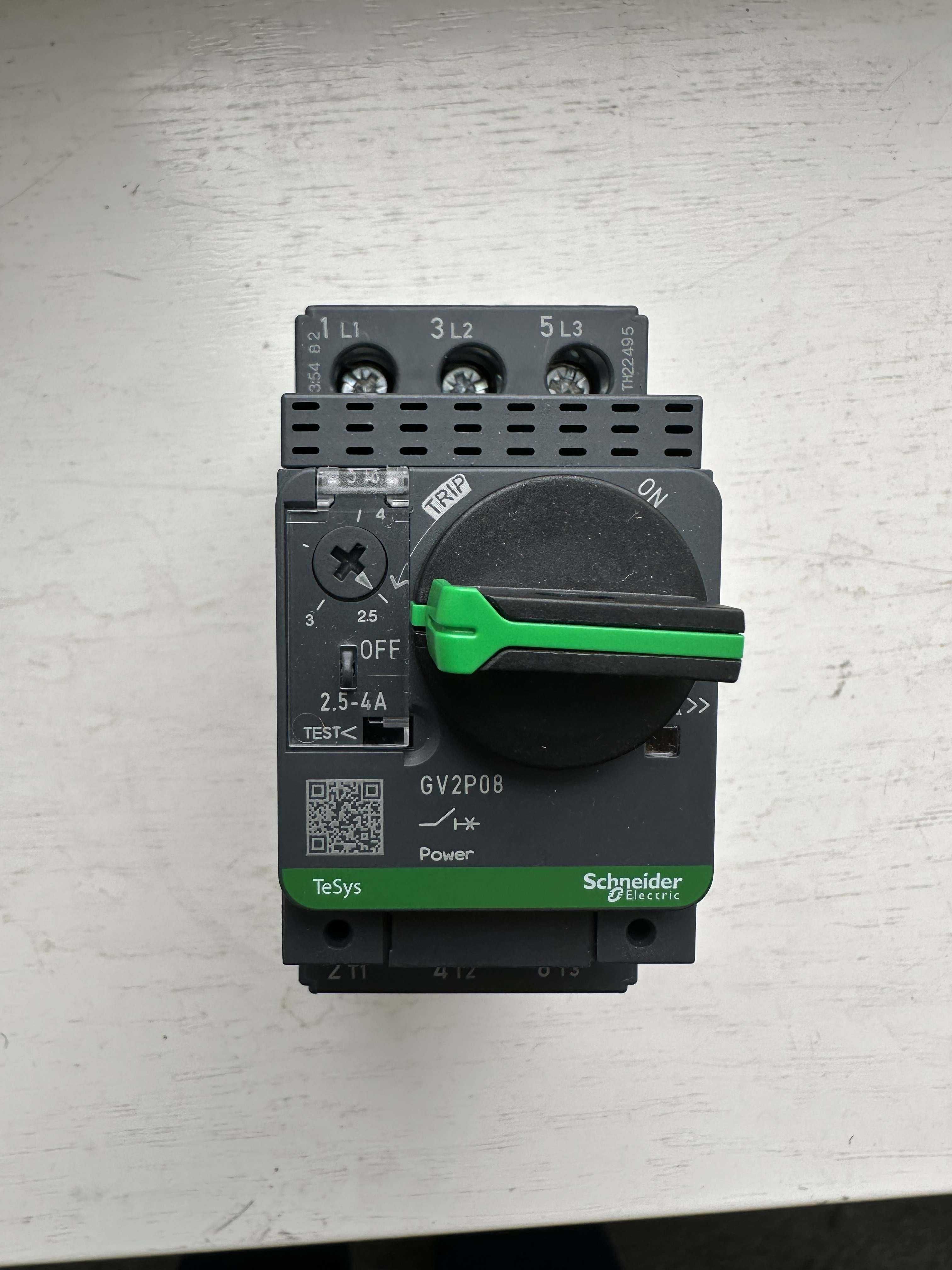 Wyłącznik silnikowy GV2P08 Schneider Electric 2,5-4A