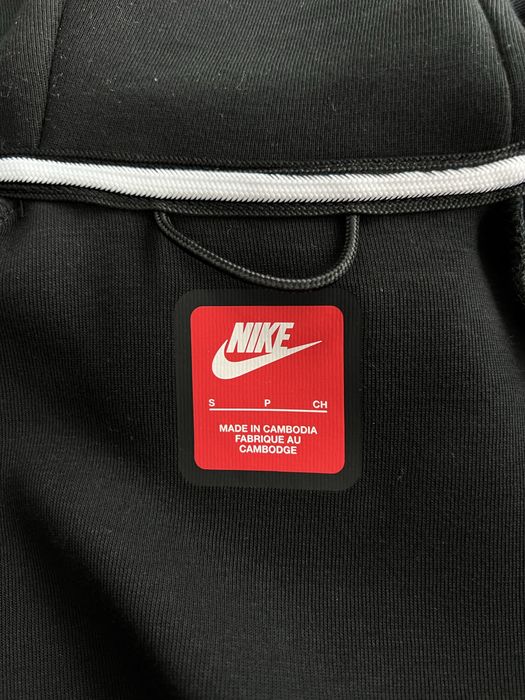 Ориігнальна зіпка Nike Tech Fleece 2025