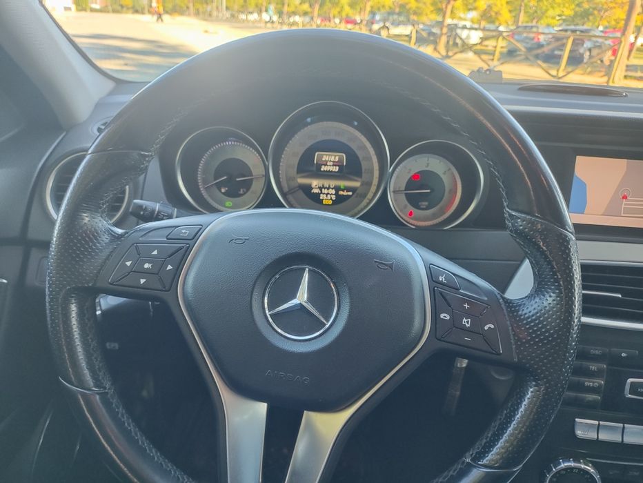 Mercedes C220Cdi AVANTGARD Automático