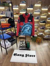 Куртка Supreme x The North Face Statue of Liberty Red