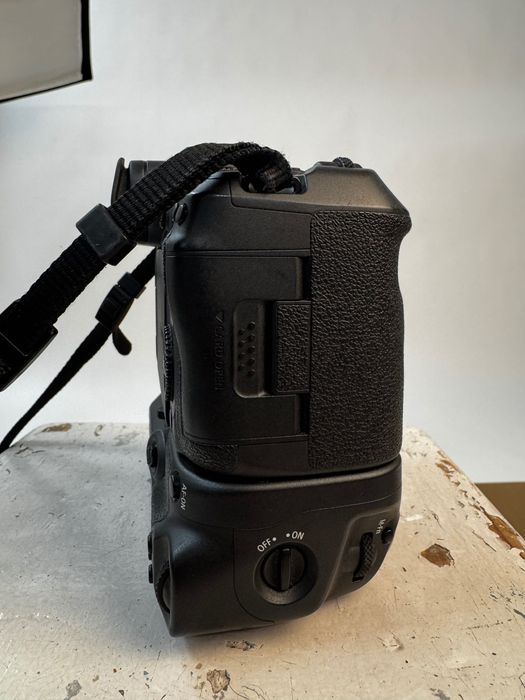 Canon R5 Corpo + Punho