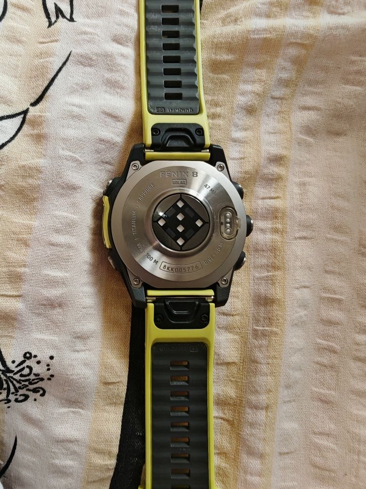 Garmin Fenix 8 47mm Sapphire Solar