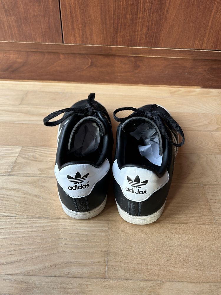 Adidas superstar