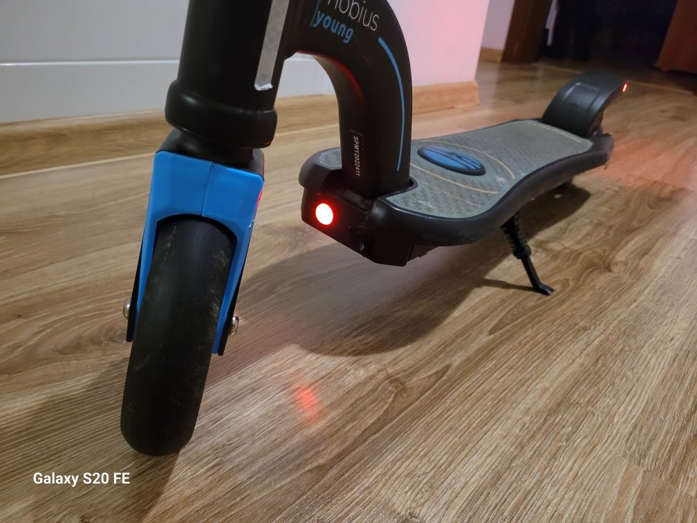 Hulajnoga elektryczna dziecięca